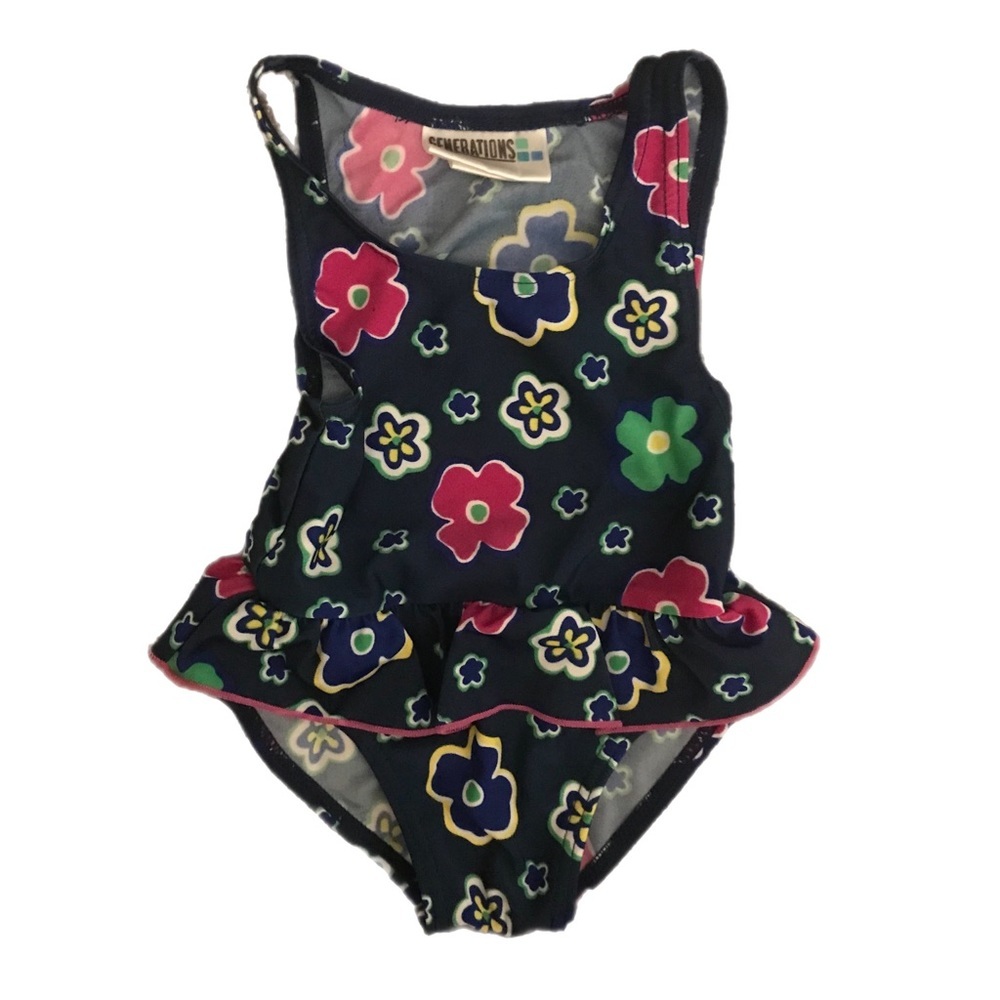 🌸5/$10🌸Generations baby girl flower swimsuit 12M🌸